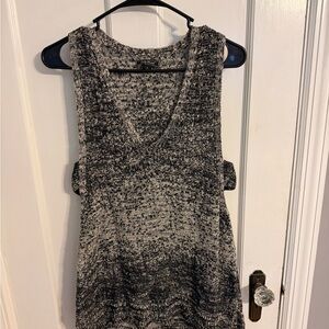 Lucky Brand - Women's Black and Gray Knit Sleeveless Top